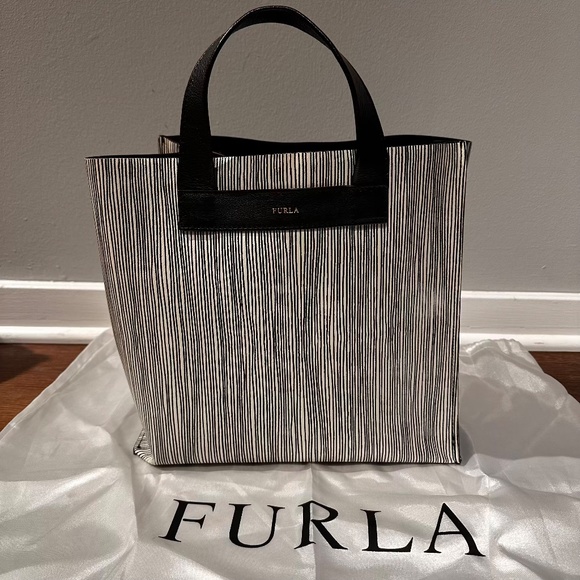 Rare! Furla Divide-it Tote Black and White Striped Medium Sized Shopper Tote Bag - Picture 1 of 13